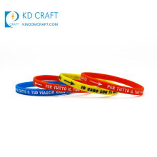 Chine en gros promotionnel personnalisé écologique pas cher 8mm 10mm enfant enfants taille enfant 1/4 pouce bracelet en silicone mince